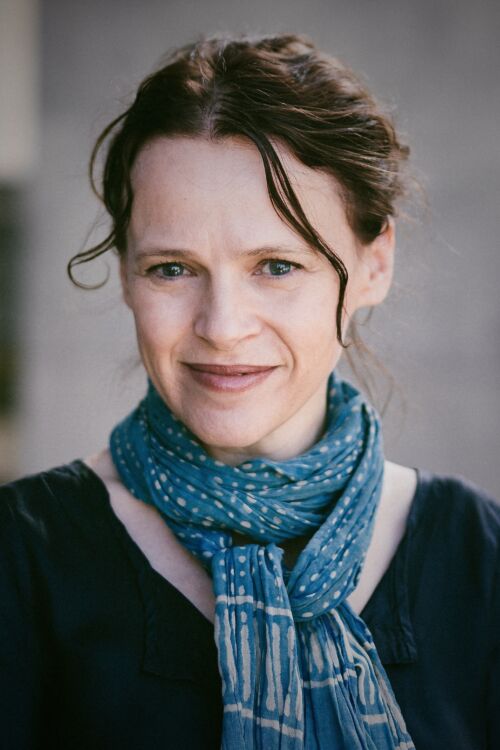 Roslyn Oades